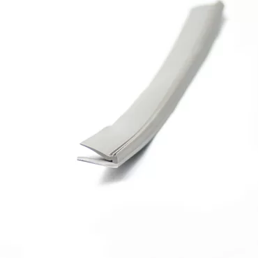 40x40mm M8 Rohreinsatz mit Metallgewinde