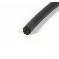14x12mm D-Profil mit 3M Klebstoff.